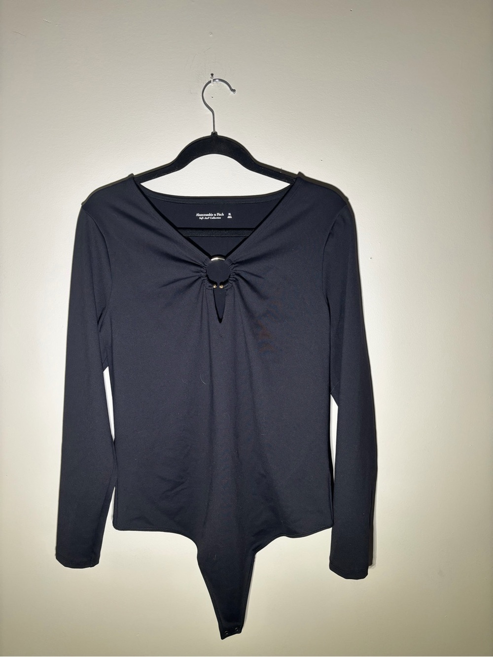 Abercrombie & Fitch Black Long-Sleeve Ring-Front Bodysuit